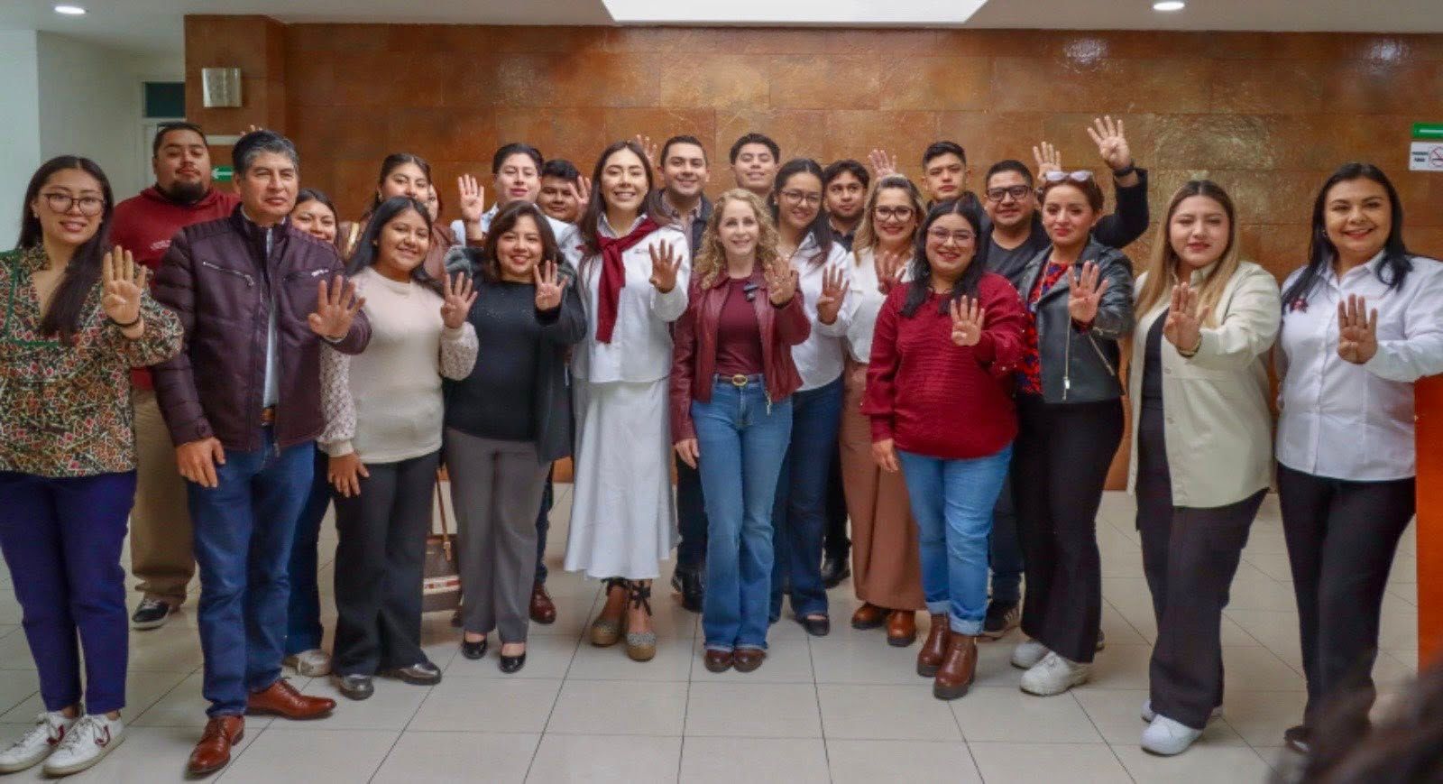 Marcela González fortalece la formación política juvenil en Tlaxcala